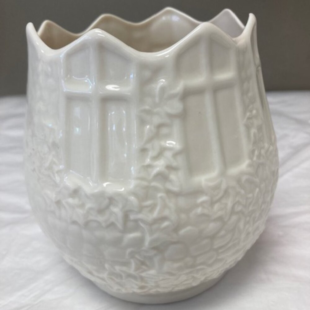 Belleek Pottery Templemore Abbey Votive